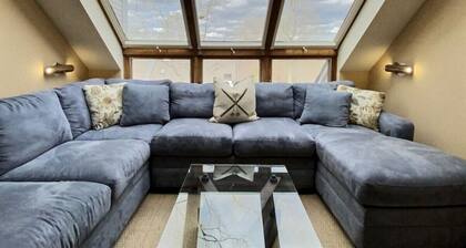 SunBear- AC, Pool, Game Room, Fireplace, Hiking!