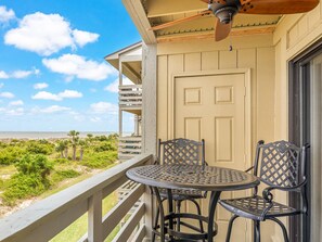 Outdoor dining - Lighthouse Point 13B | Oceanfront Condo, Pool! (Tybee Island)