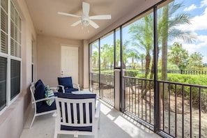Apartment (Premium Condo Suite - Sleeps 4) | Balkon