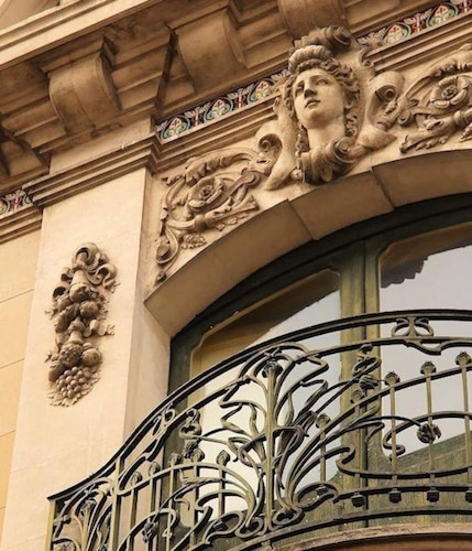 A stunning former Ambassador's home in the heart of Carcassonne