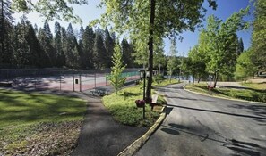 Sportplatz