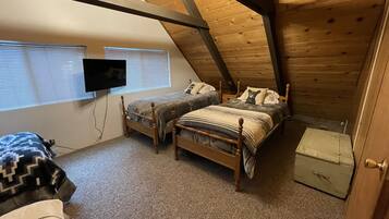 3 bedrooms, desk, free WiFi, bed sheets