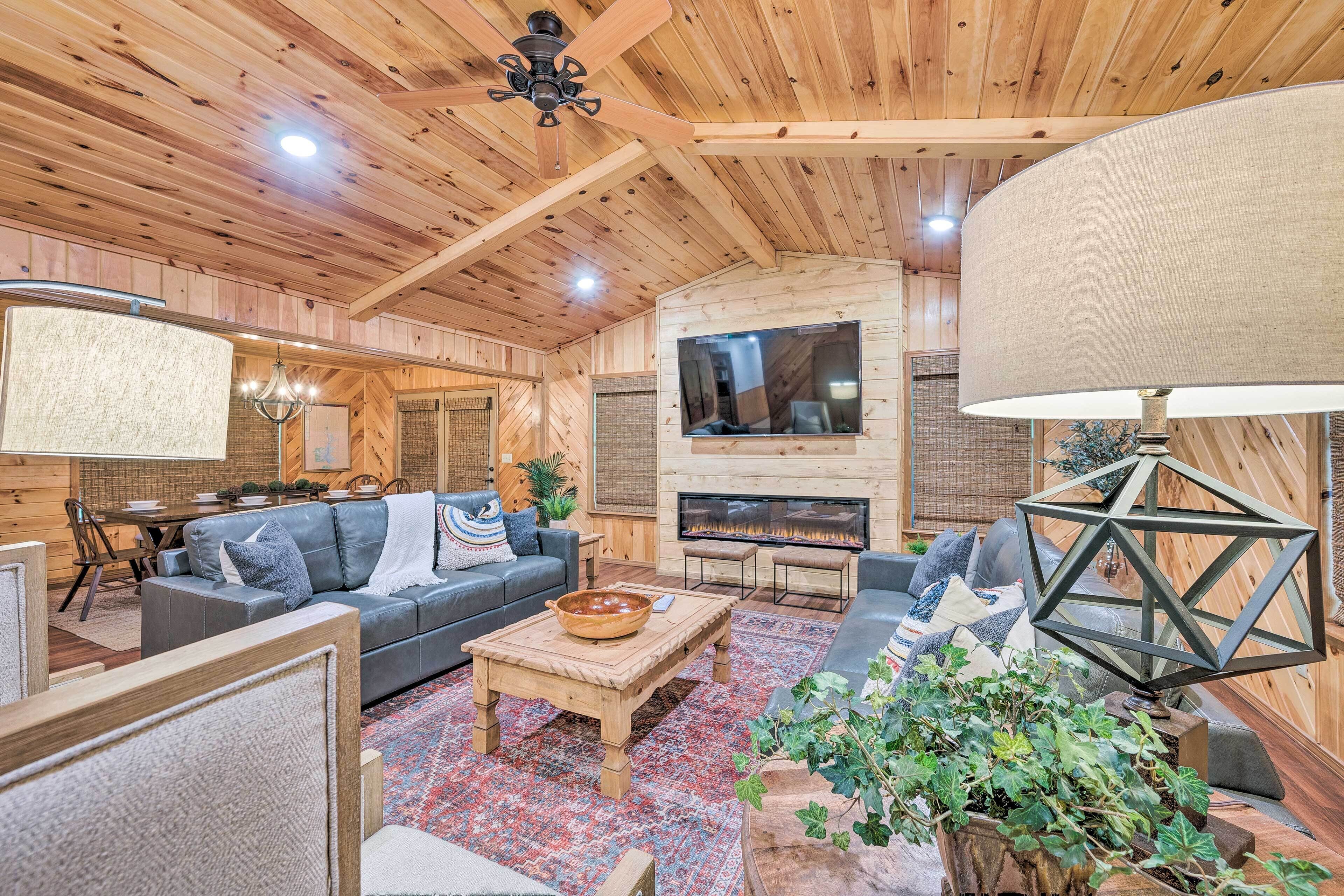 Modern Retreat w/ Deck, Hot Tub & Fire Pit!