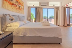 2 bedrooms, iron/ironing board