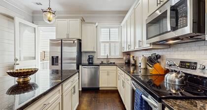 Newly Built Two-Story Townhouse w/Free WiFi, Washer/Dryer, and Central A/C