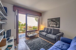 Living area - CASA ANNA - Dream view, swimming pool, and tennis court (Rapallo)
