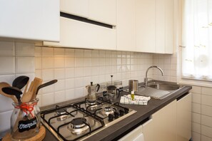 Fridge, stovetop, toaster