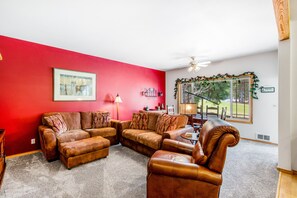 TV, fireplace, DVD player