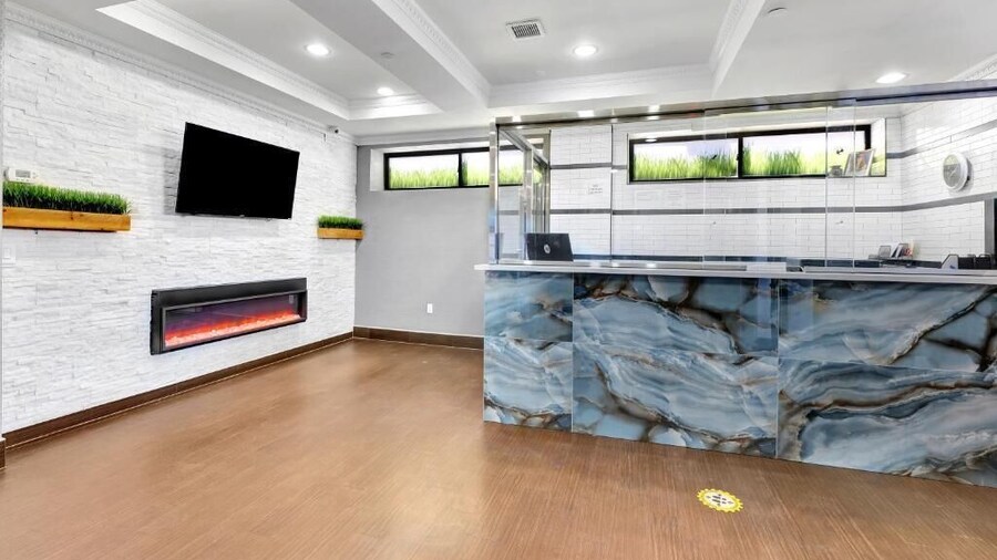 Hotel Pergola JFK Airport