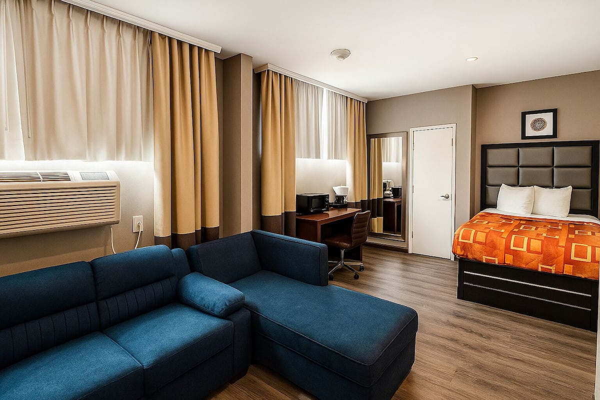Luxury Suite