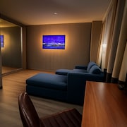 Hotel Pergola JFK Airport