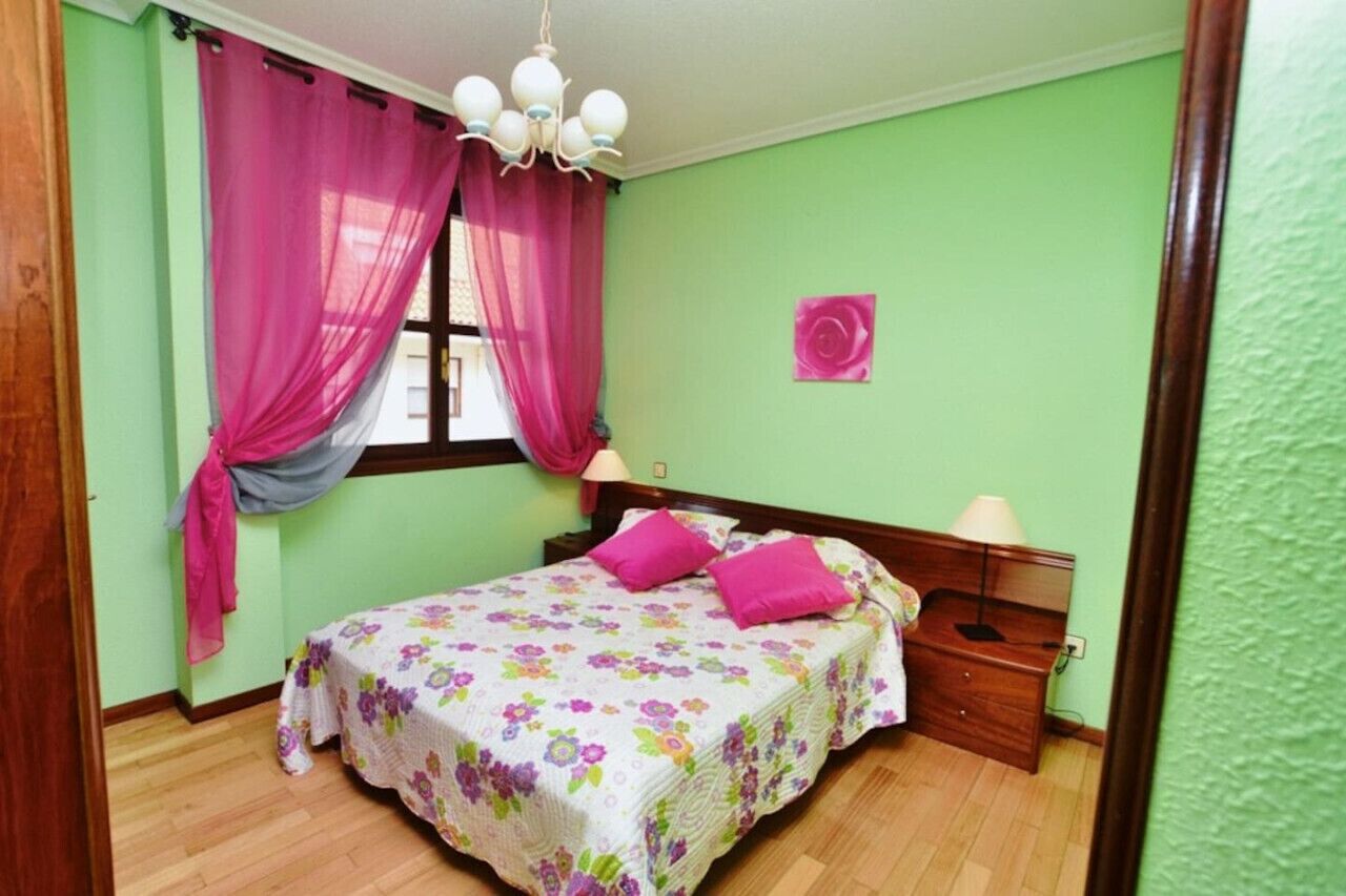 3 Schlafzimmer, Bügeleisen/Bügelbrett, Bettwäsche