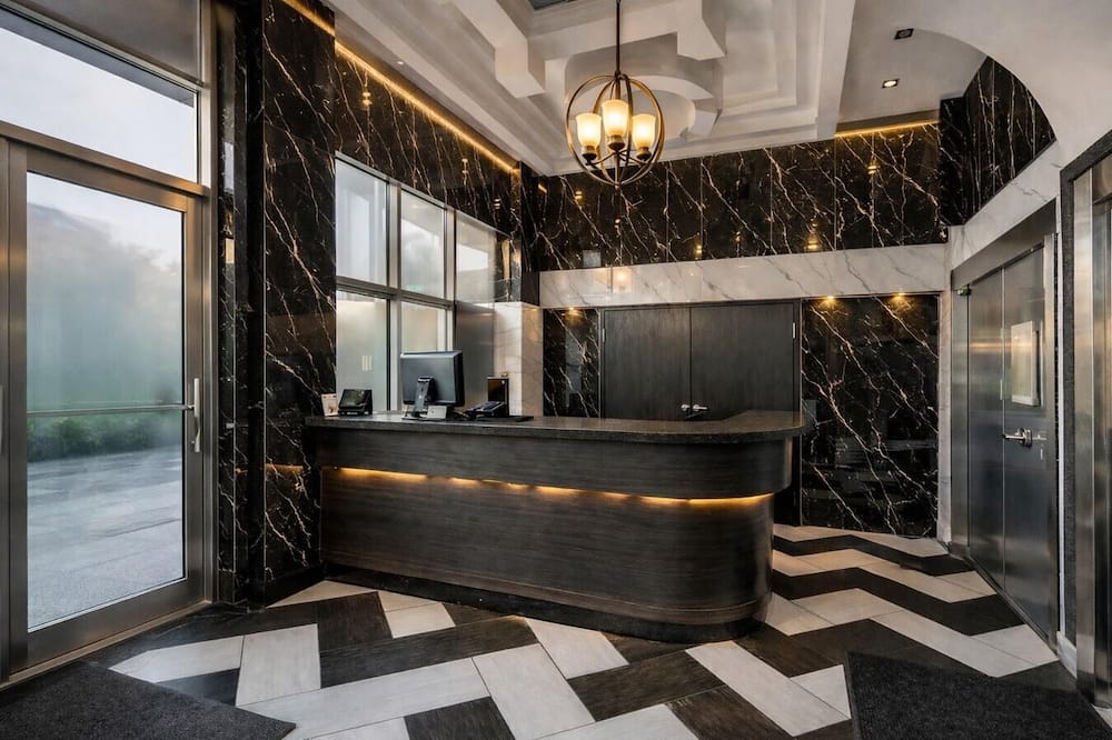Umbrella Hotel Brooklyn