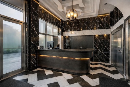 Reception. Umbrella Hotel Brooklyn