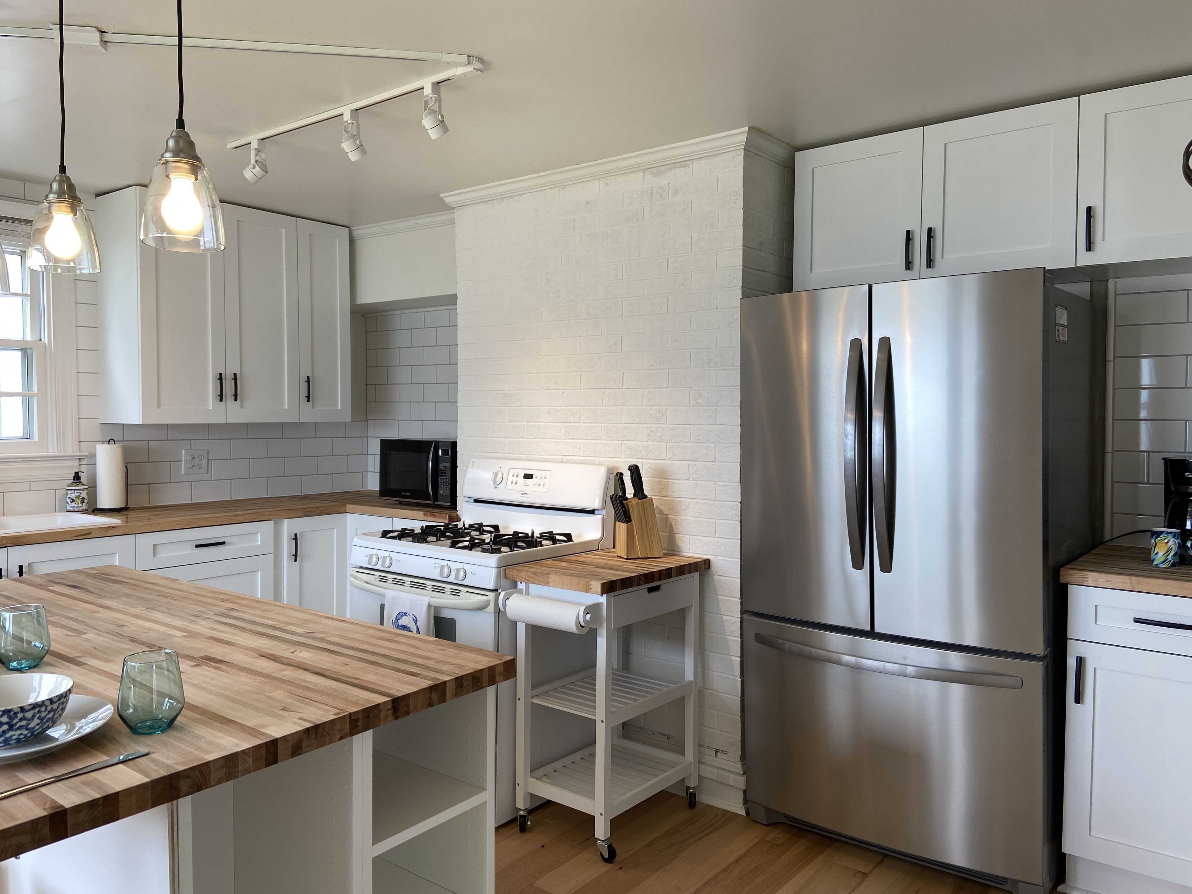 Swim, fish, boat or just relax and enjoy the "Rivah Life" at Little Oyster