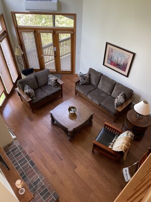 Living area - Private Slope side  end unit townhome in Bretton Woods (Carroll)