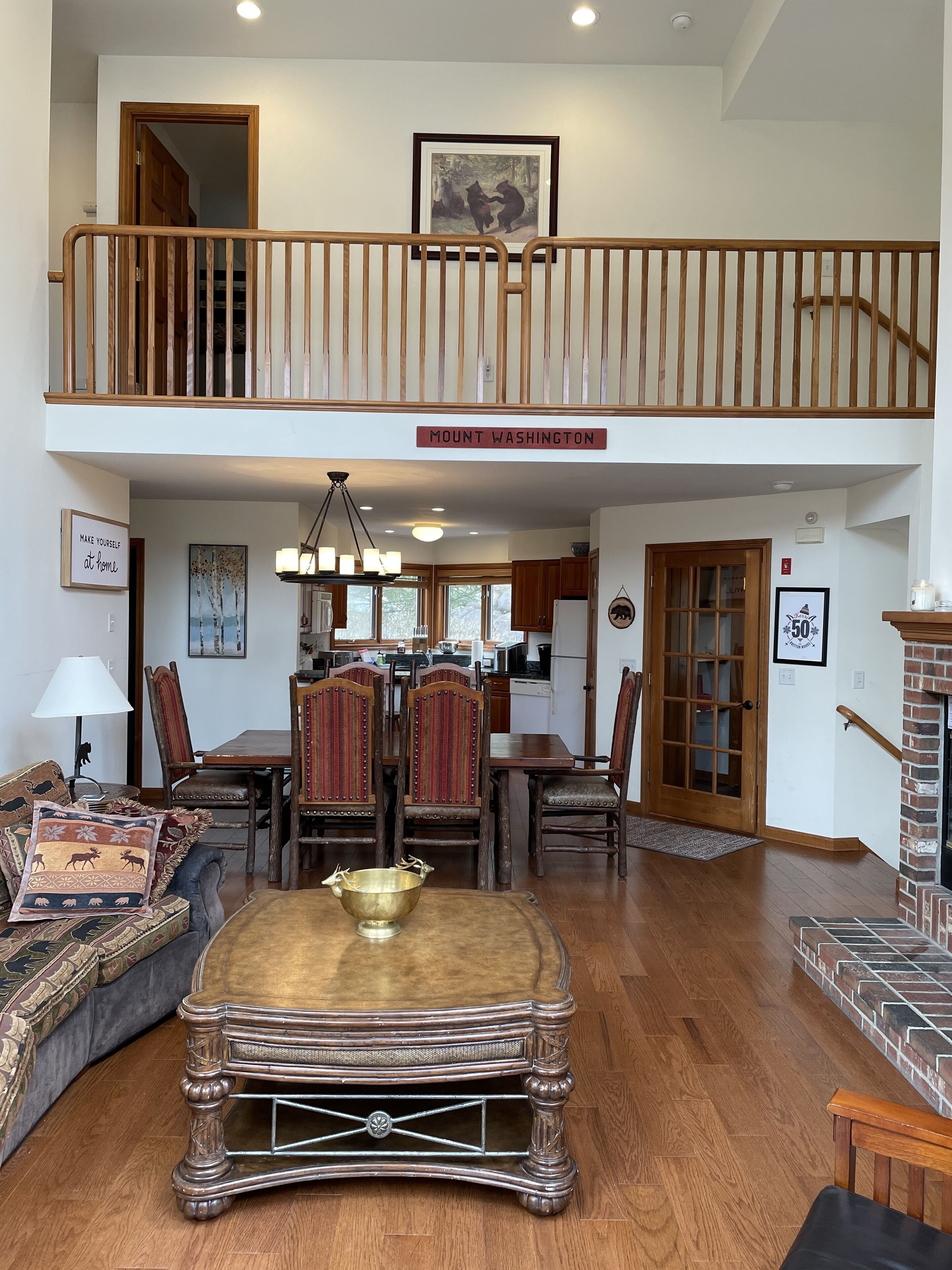 Private Slope side  end unit townhome in Bretton Woods