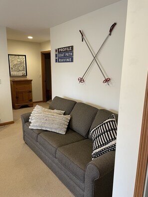 Living area - Private Slope side  end unit townhome in Bretton Woods (Carroll)