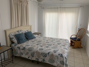 3 bedrooms, bed sheets