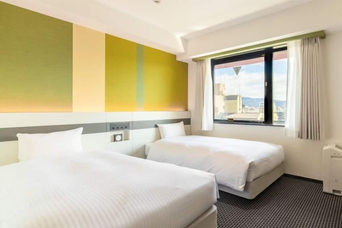 Down duvets, in-room safe, blackout curtains, iron/ironing board