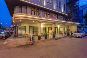 Exterior - Antalya Business Hotel (Antalya)