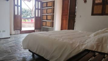 2 bedrooms