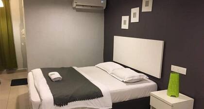 JP Hotel Jalan Stadium