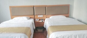 Greentree Inn Henan Xinyang Shangcheng County Huangbaishan Road Times Shopping Mall Express Hotel