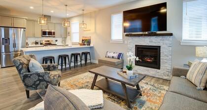 Butter Clam Cottage - Oyhut Bay Seaside Village