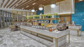 Tägliches Frühstücksbuffet (950 PHP pro Person)