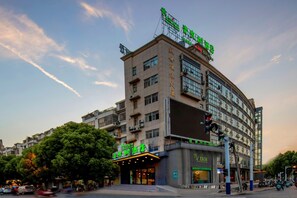 Exterior - Vatica Hefei Feidong County Yuzhou Central Square Hotel (Hefei)