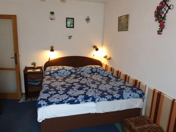 2 bedrooms