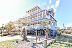 Exterior - Sea Dreams   - Unit 1 (Surfside Beach)