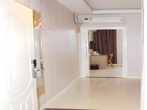 Interior - Shell Shanghai Yangpu District Shuangyang Road Hotel (Shanghai)