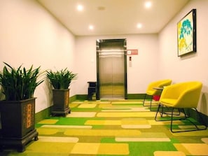 Interior - Vatica Jiang Zi Ya Square Shop (Fuyang)