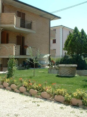 Khuôn viên nơi lưu trú