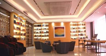 Greentree Inn Heze Train Station Hotel