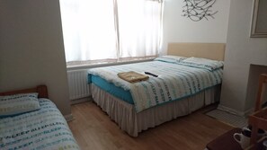 1 sovrum, strykjärn/strykbräda, wi-fi och sängkläder