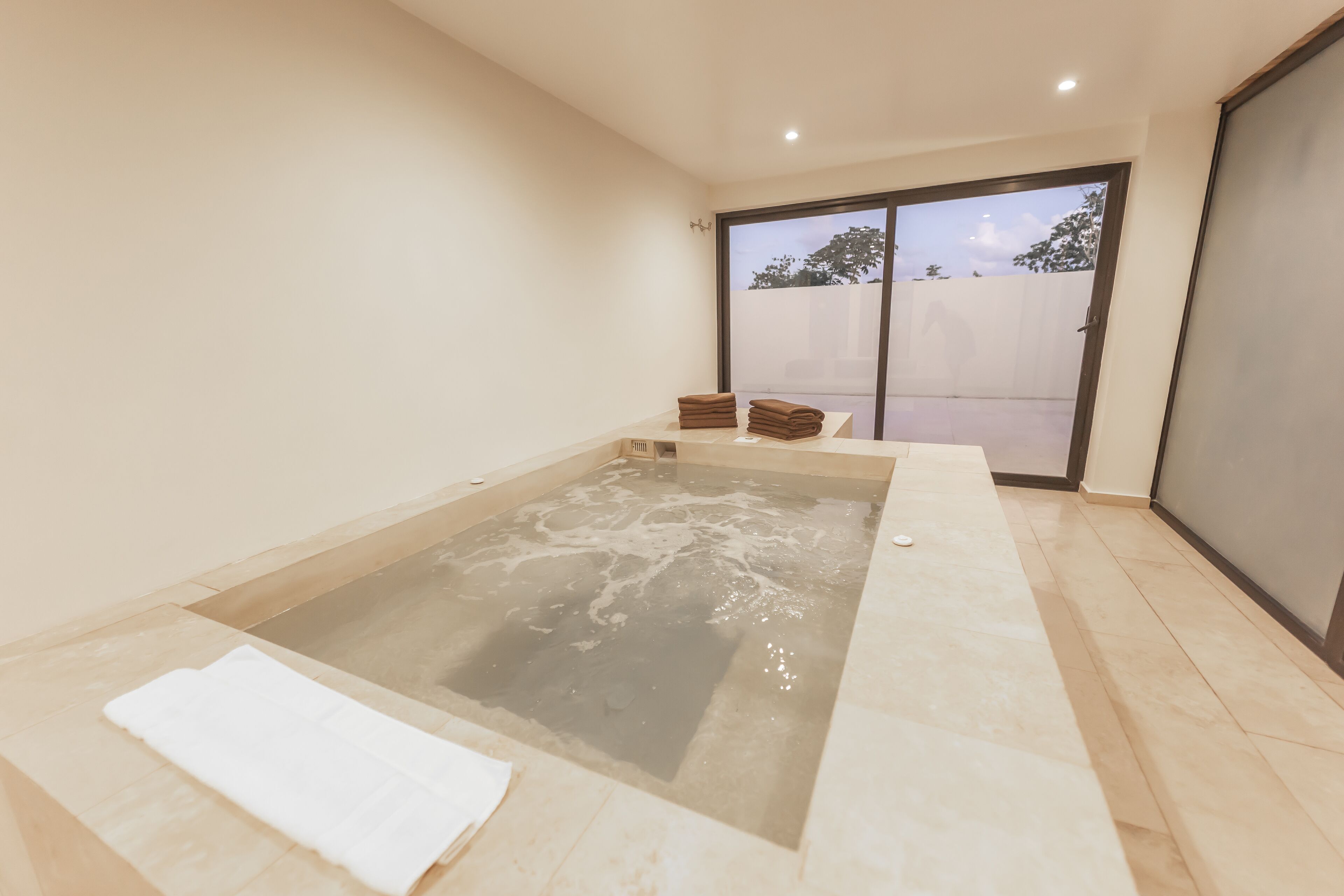 couples treatment room(s), turkish bath/hammam, body treatments