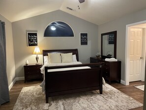 4 soveværelser, strygejern/strygebræt, gratis Wi-Fi, sengetøj