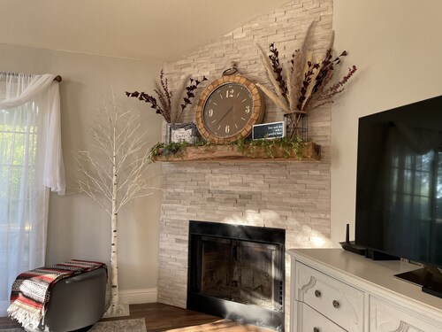 Eden Retreat - Rest & Relax with a soothing spa! 3King, 1Queen & 1 Airbed