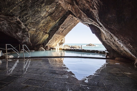 Public bath. Hotel Urashima