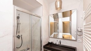 Bathroom - La Finestra sul Canale (Bologna)