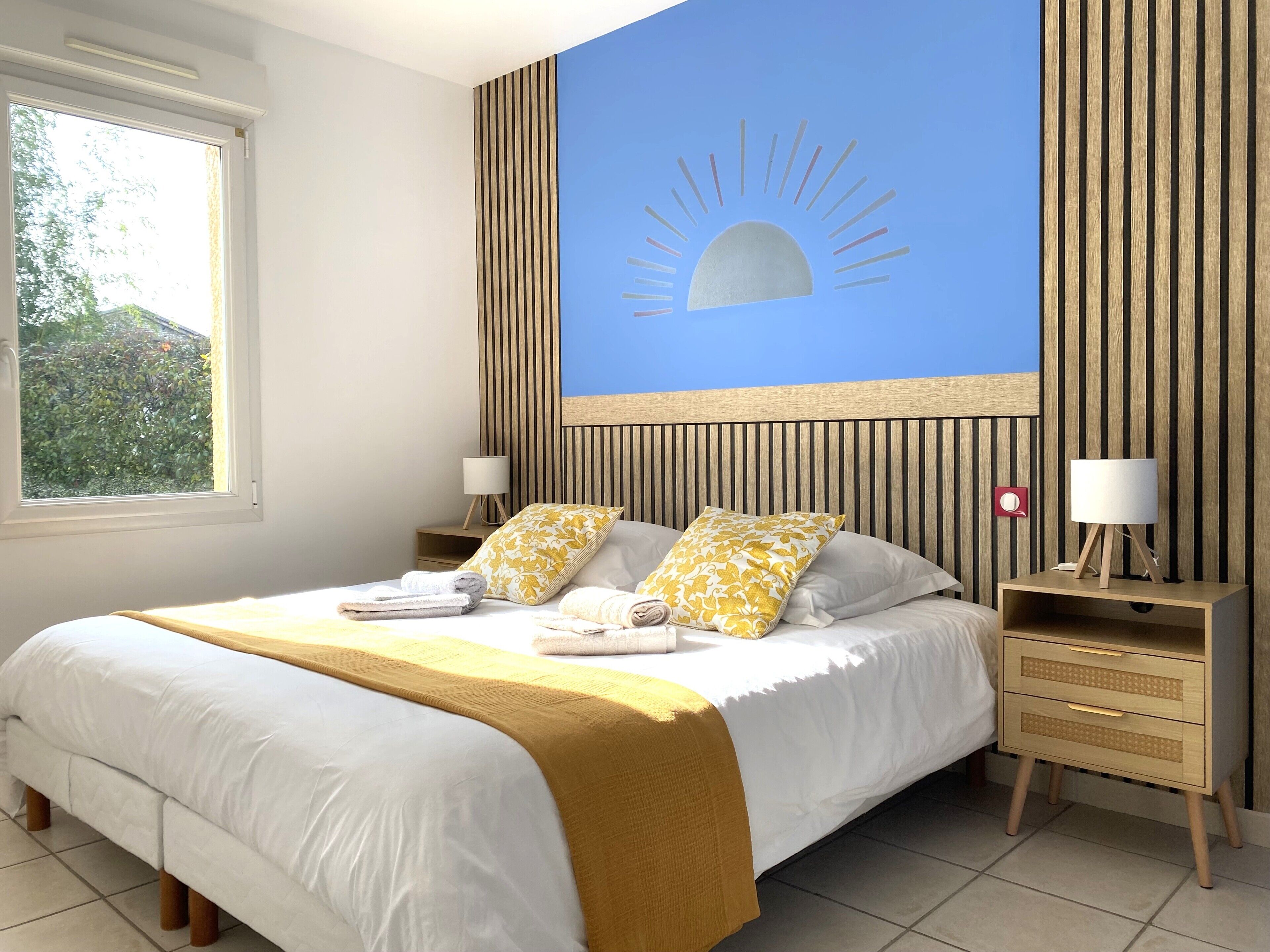 2 chambres, bureau, Wi-Fi gratuit, draps fournis