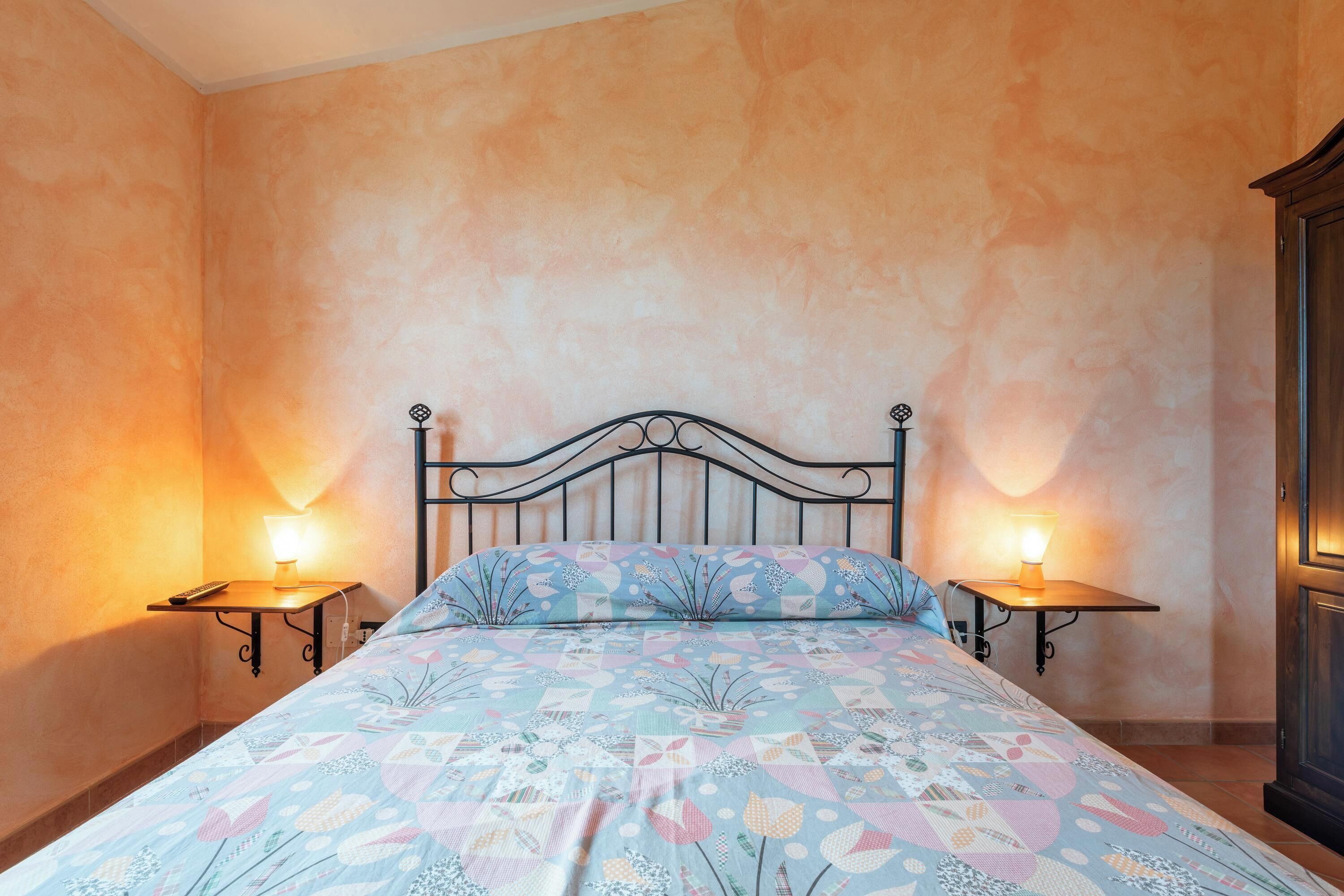 2 Schlafzimmer, Bügeleisen/Bügelbrett, Bettwäsche