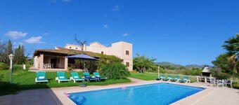 Finca Port Vert with Mountain Vew, Pool, Wi-Fi, Terrace & Garden