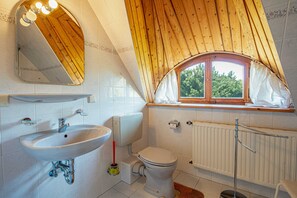 Unclassified image, 2 of 38, button