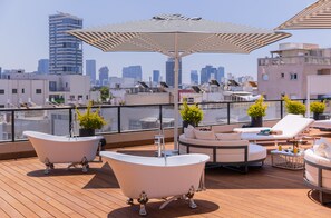 Rooftop terrace - Debrah Brown (Tel Aviv)