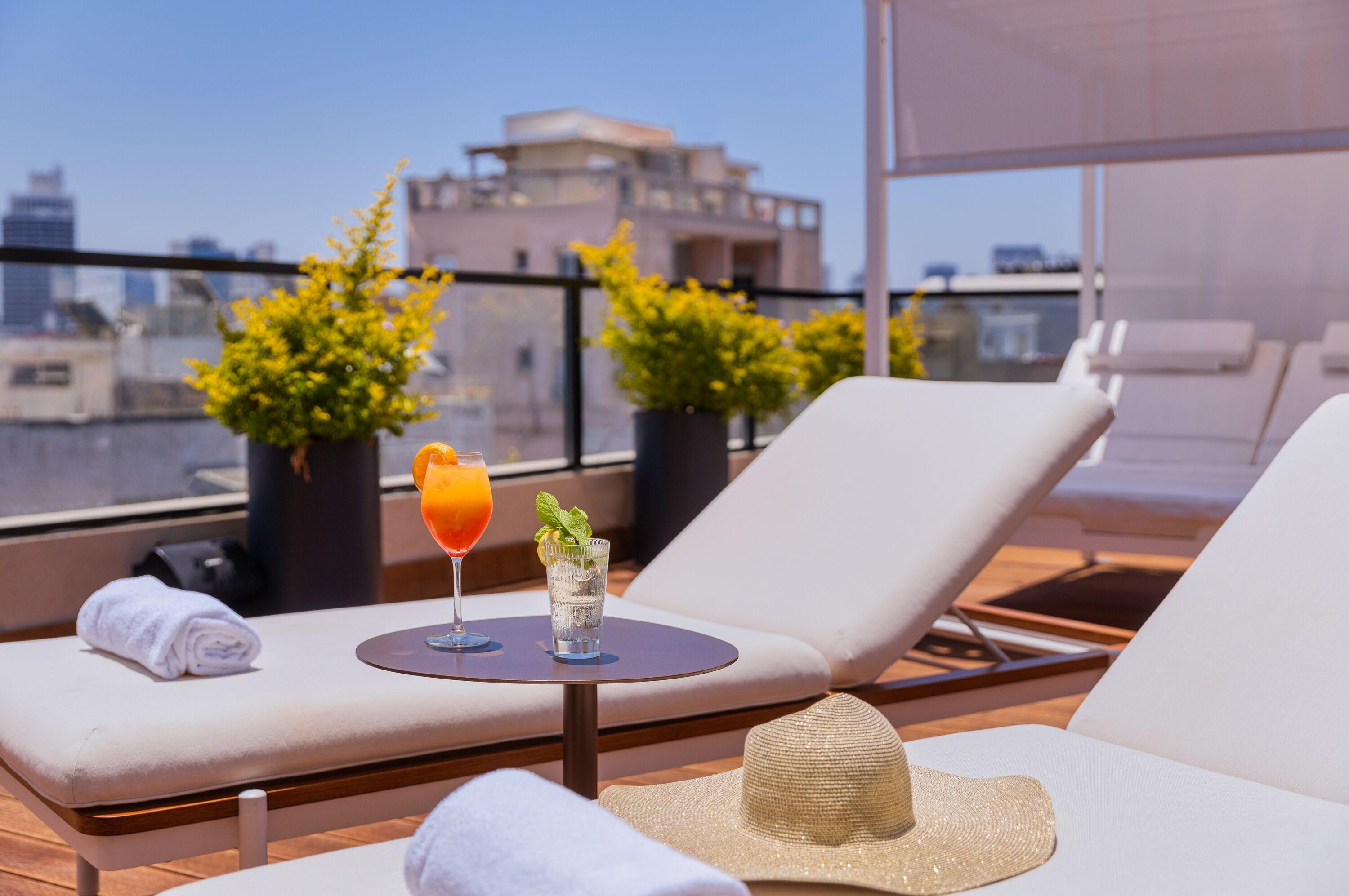 Foto - Debrah Brown, a member of Brown Hotels