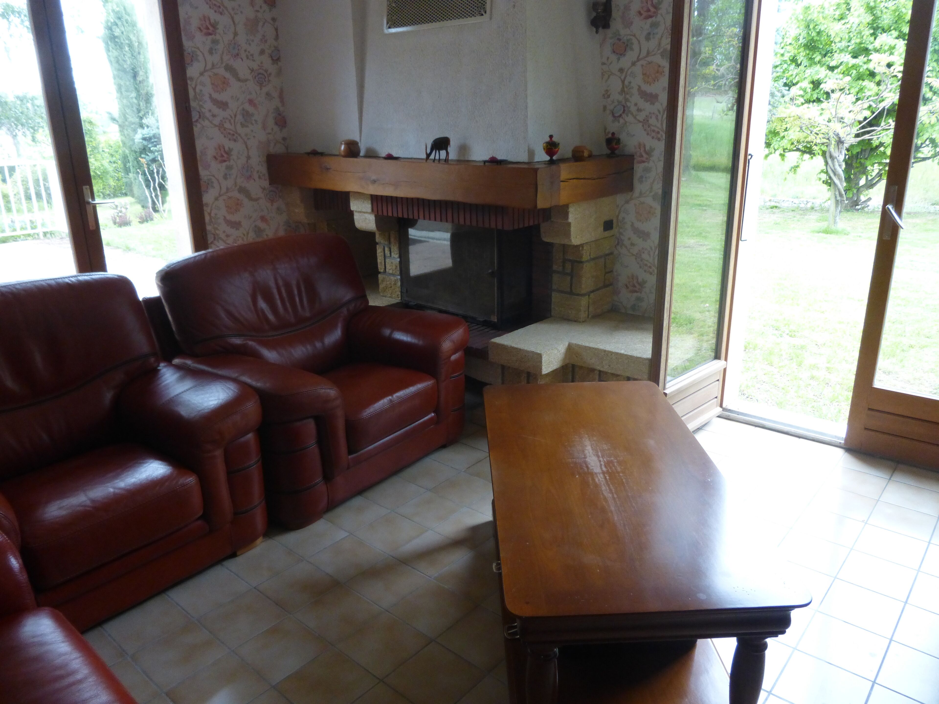 Gîte Avec Terrain Arboré Pour 4 à 6 Personnes en sud Ardèche à Lablachère